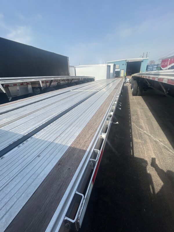 2025 Utility Drop Deck | Rear Slide | 22.5 - Image 10