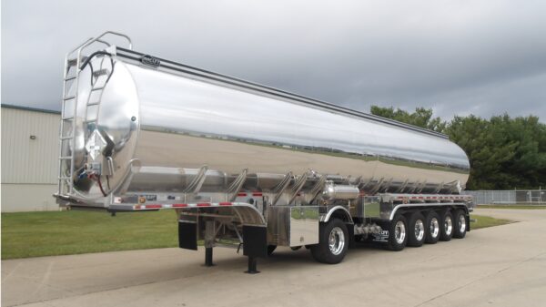 2025 MAC LTT 406 Fuel Tank | 6-Axle - Image 7