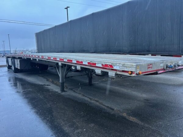 2017 East Flatbed | Tandem | Used | 057919 - Image 3