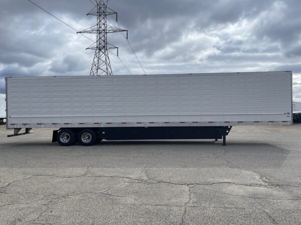 2026 Utility Reefer | Royal PLUS