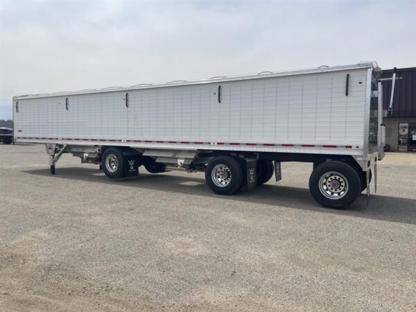 2026 Wilson Hopper | Pacesetter | Tri-Axle - Image 3