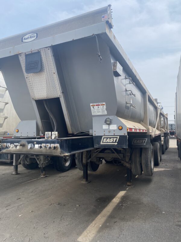 2016 East Steel Dump | Triple 10 | Used | 054363 / 054364 01