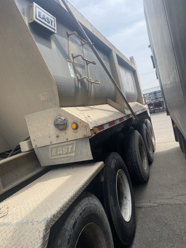 2016 East Steel Dump | Triple 10 | Used | 054363 / 054364 03