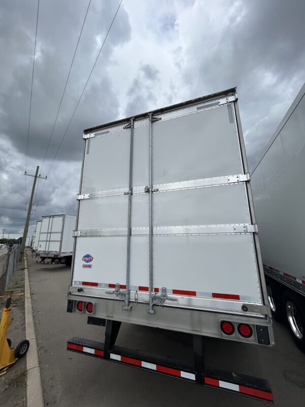 2026 Utility Reefer | Royal STANDARD | Flat Floor w/ Carrier X7500 Reefer 04