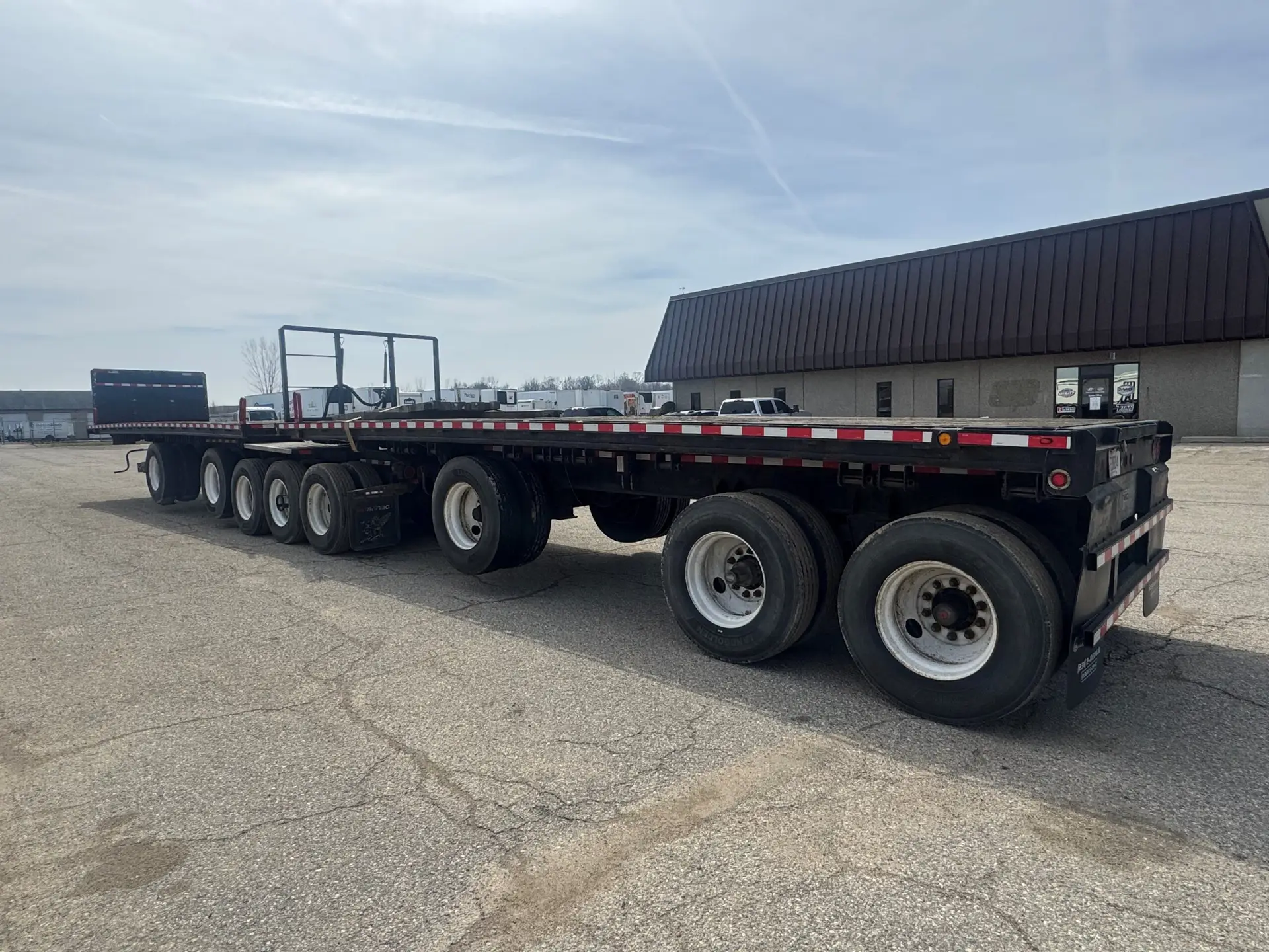 2014 Manac Flatbed | B-Train | 8-Axle | Used | 143902 / 143901 03