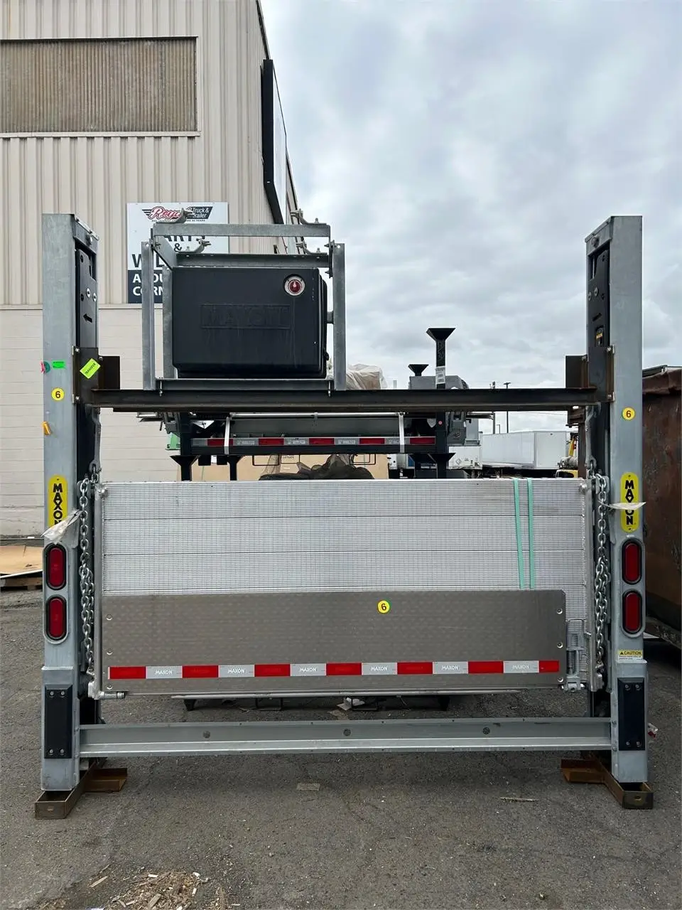 2026 Maxon Lift | BMR-35 Columnlift 05