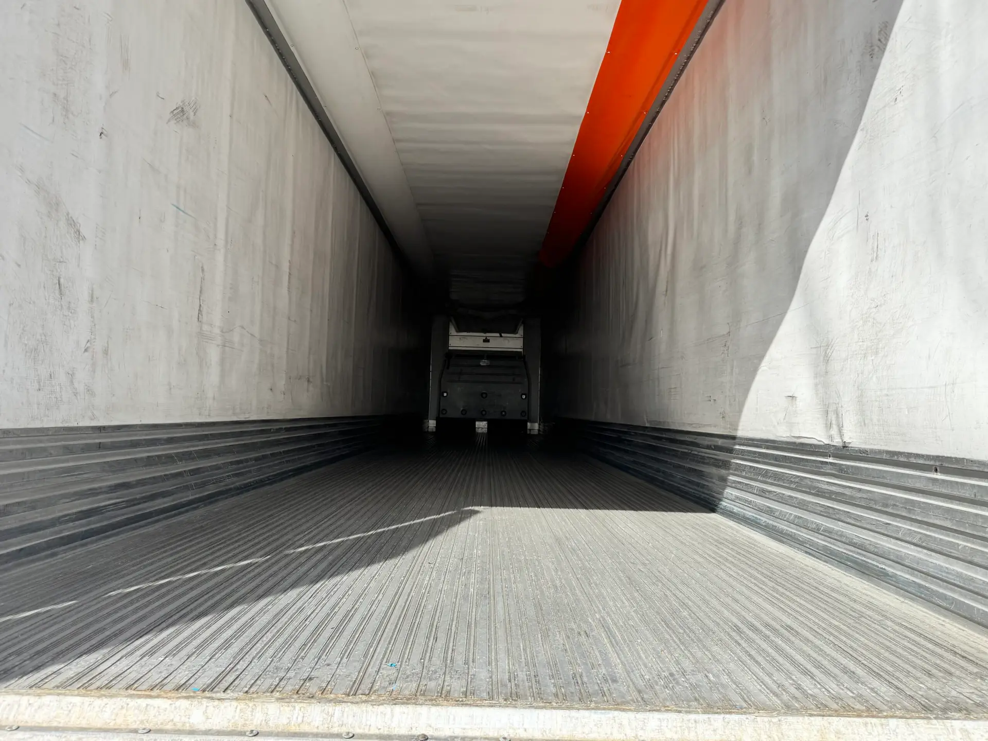 2016 Utility Flat-Floor Reefer | Tandem | Used | 454302 - Image 6