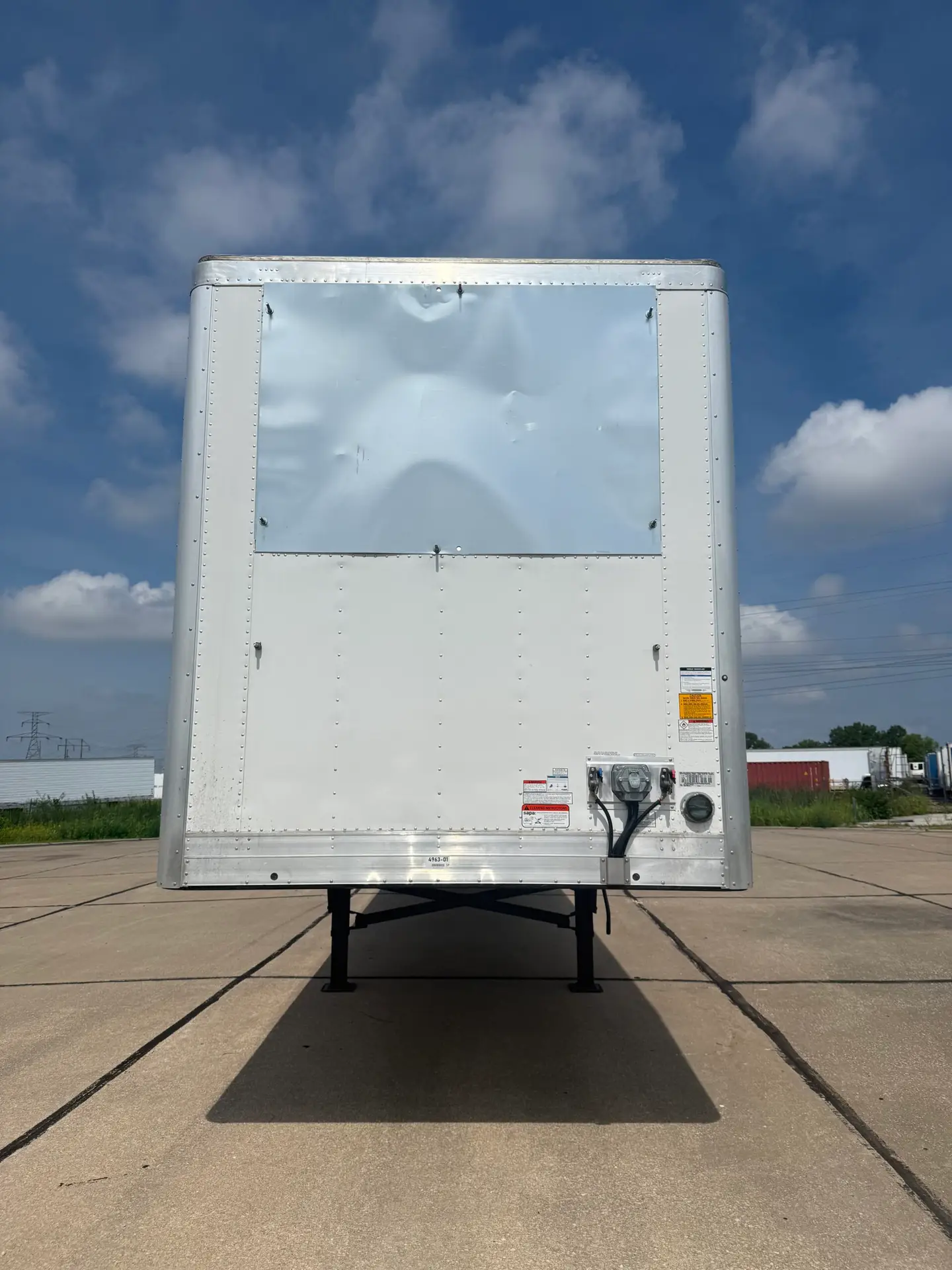 2026 Utility Reefer | Roll Door | Flat Floor - Image 4