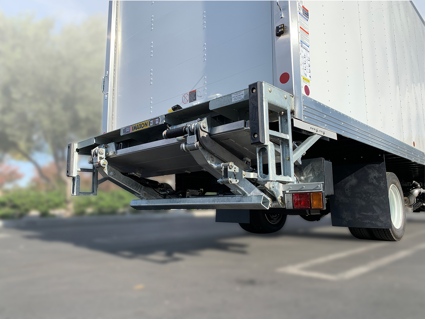 2026 Maxon Lift | Liftgate | MXT - Image 4