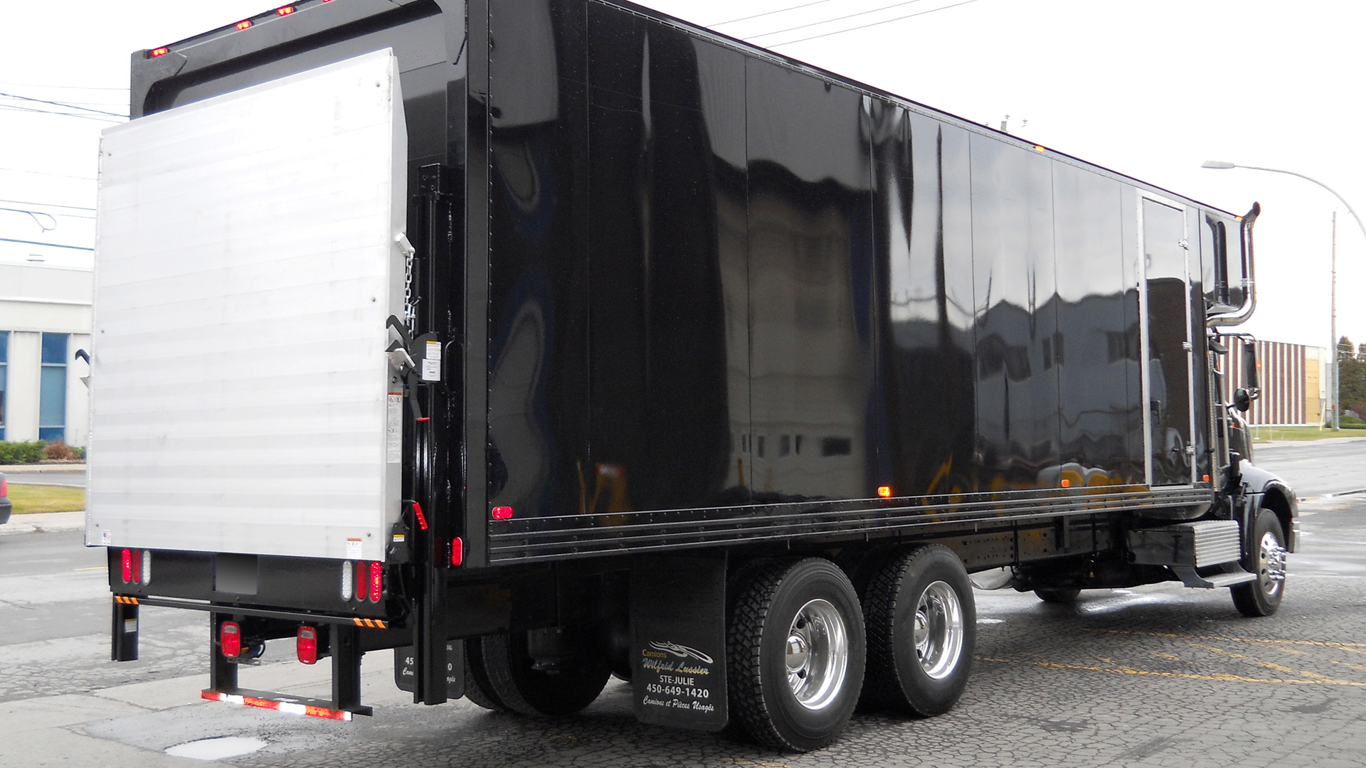 2026 Tommy Gate | Liftgate | Railgate: High-Cycle Series - Image 3