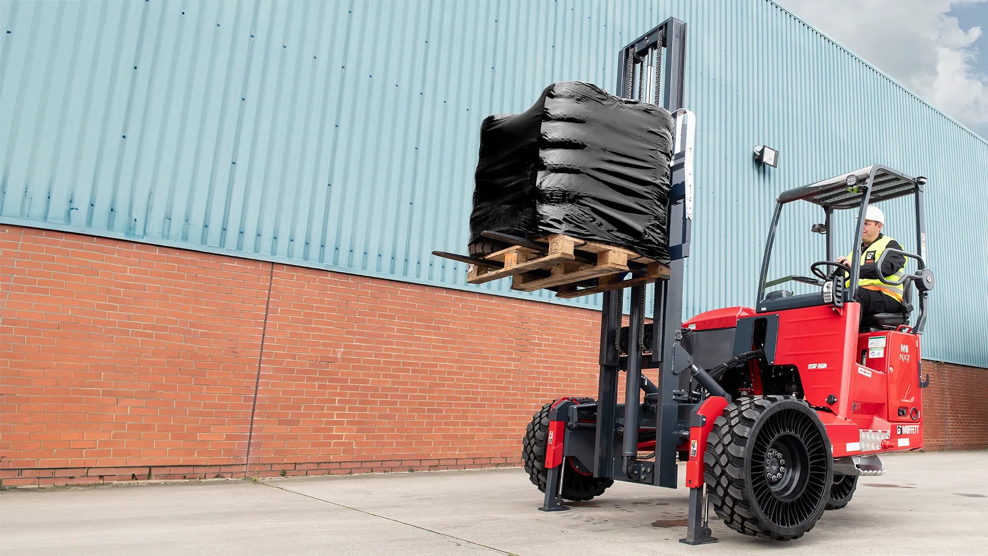 2026 Waltco | Forklift | Moffett M8 NX 2 - Image 3