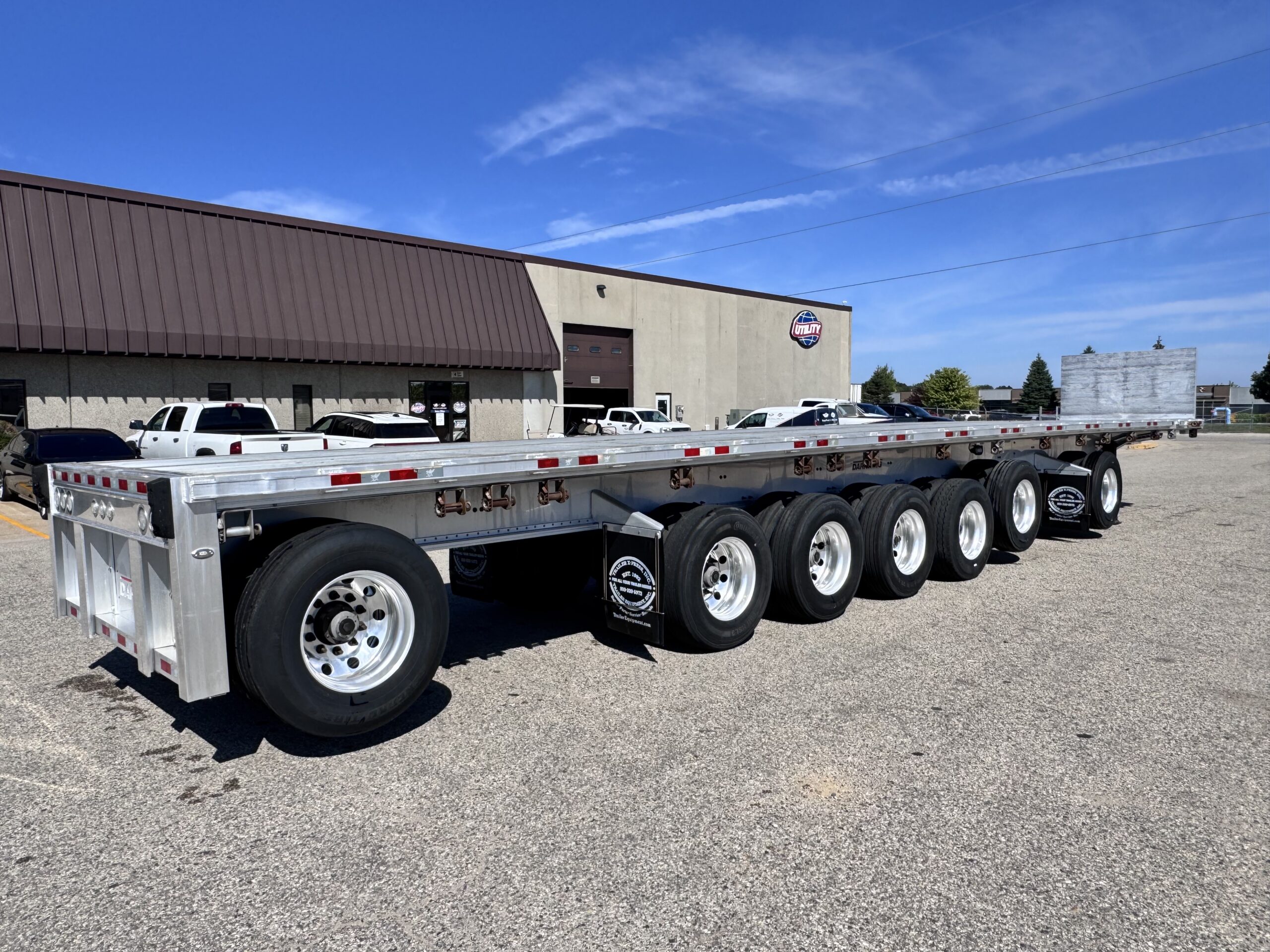 2023 Manac Flatbed | Darkwing | 7-Axle | Used | 214755